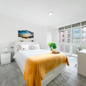 3 Y 3 Baths Y Aparcamiento Catedral , Málaga España